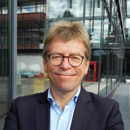 Prof. Dr. Kai-Ingo Voigt